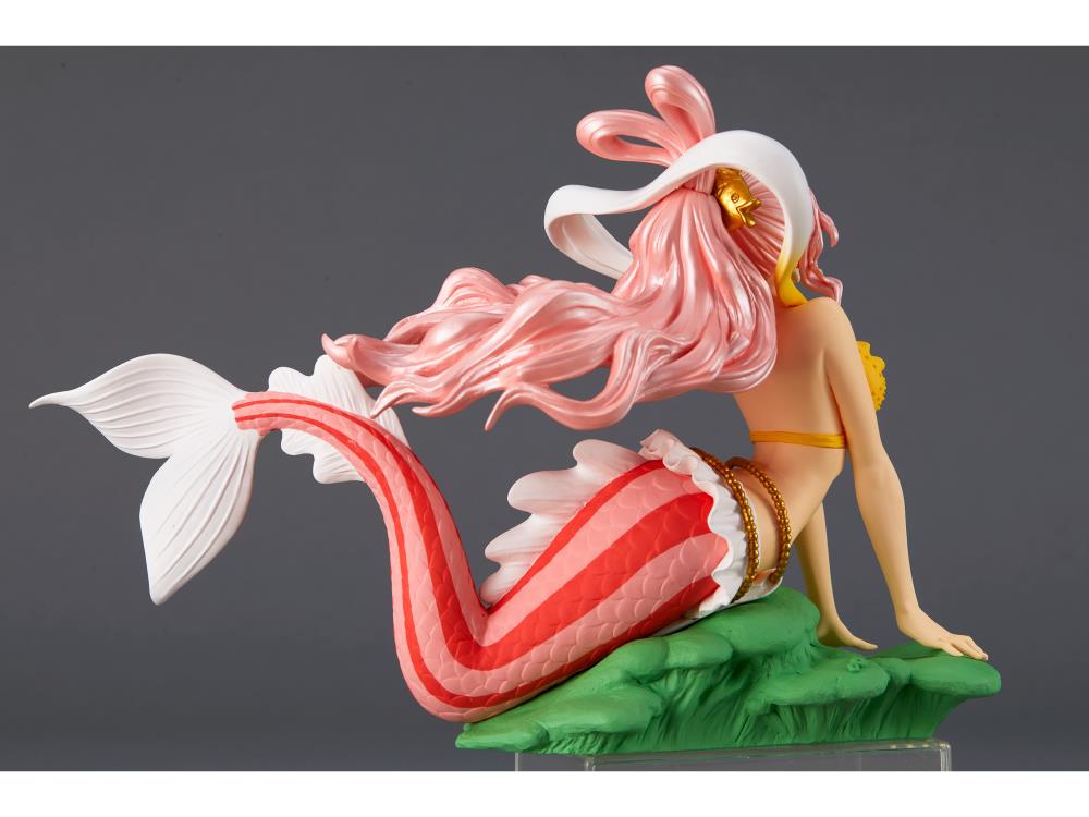 BANPRESTO Princess Shirahoshi One Piece Glitter &amp; Glamours Version A 15 cm Figure