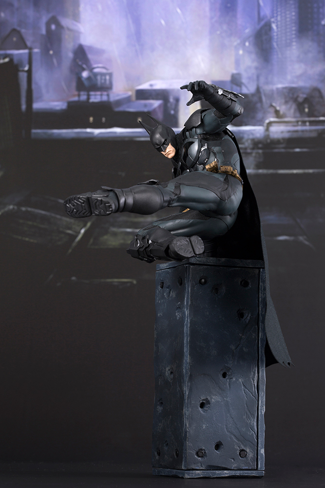 KOTOBUKIYA - ARTFX - Batman Arkham Knight Figure