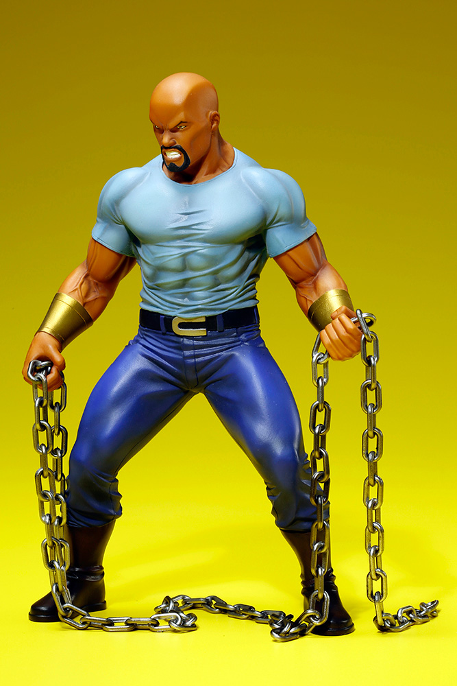 KOTOBUKIYA - ARTFX - The Defenders Marvel Luke Cage 19 cm Statua