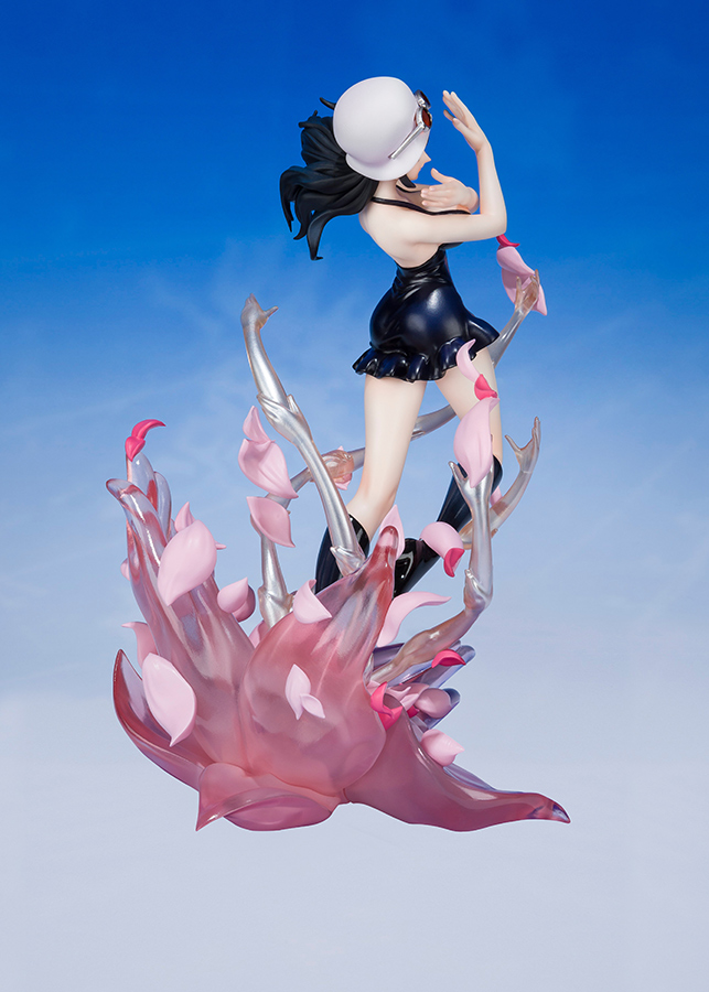 BANDAI - FiguartsZERO - Mil Fleur Campo De Flores One Piece Nico Robin 16 cm Figure