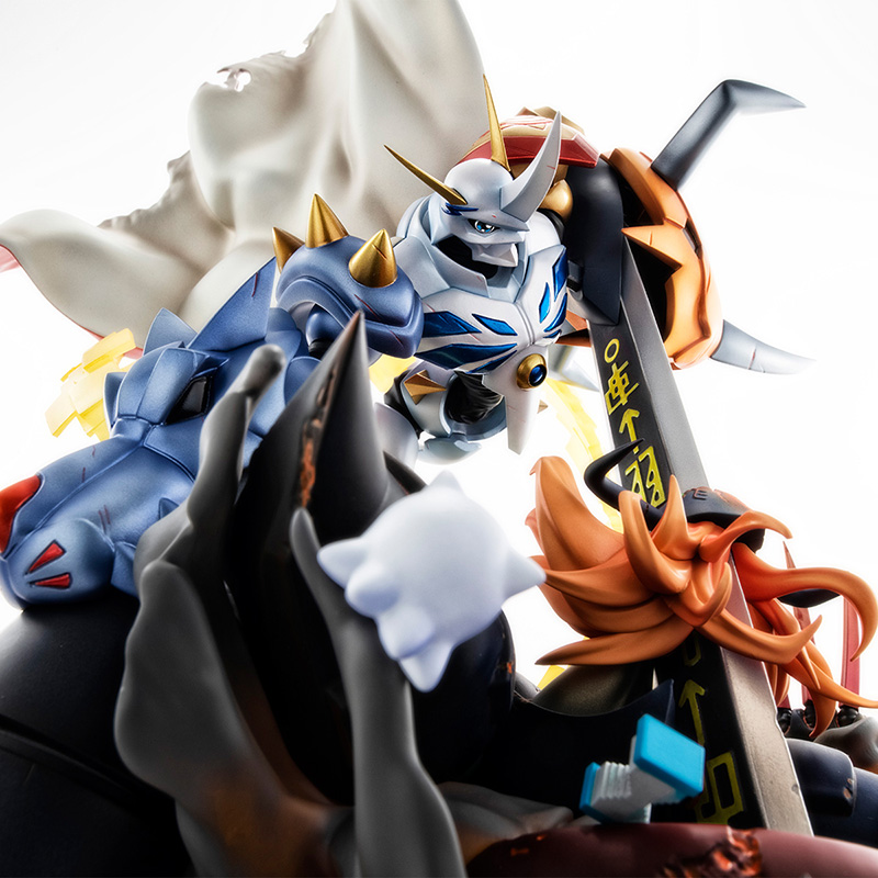 MEGAHOUSE Omegamon vs Diabolomon Digimon Adventure 34 cm Statua