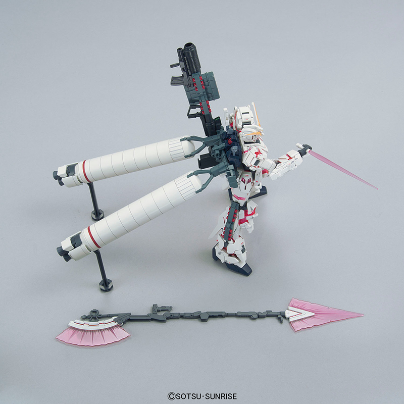 Bandai Model kit Gunpla Gundam HGUC Unicorn Full Armor Destroy Mode Red 1/144