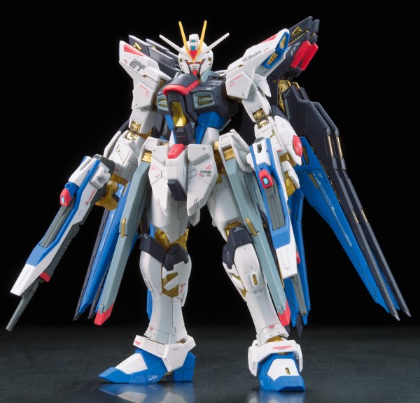Bandai Model kit Gunpla Gundam RG ZGMF-X20A Gundam Strike Freedom 1/144