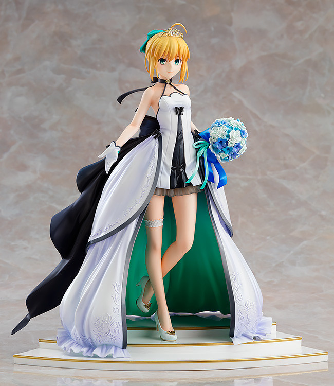 GOOD SMILE Saber Fate/Stay Night 15th Celebration Dress Version 24 cm Figure