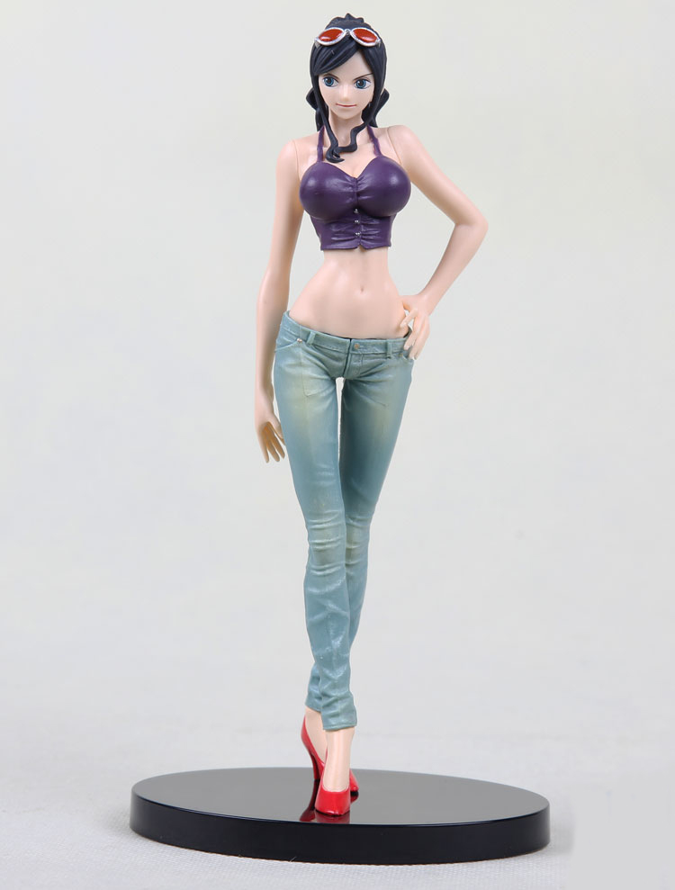 BANPRESTO - Jeans Freak One Piece Nico Robin Purple 16 cm Figure
