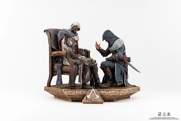 Assassins Creed Statua Ezio Auditore RIP Altair 30 Cm PURE ARTS