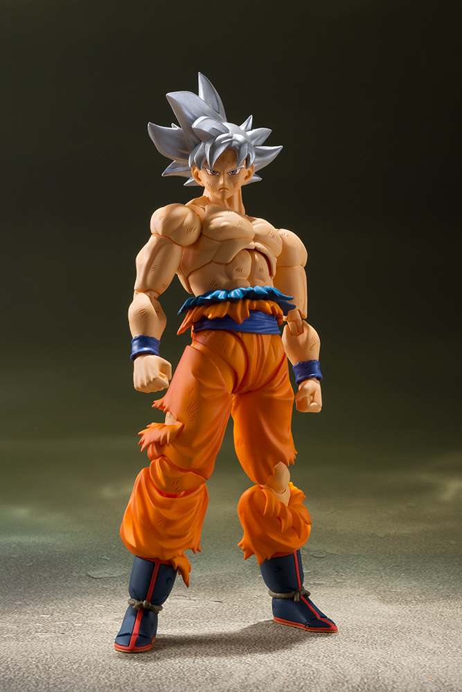 Dragon Ball Super Action Figure Son Goku Ultra Instinct S.H. Figuarts 14 Cm