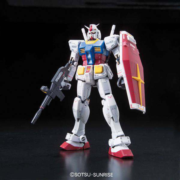 Model Kit Gundam RX-78-2 (RG, 1/144)