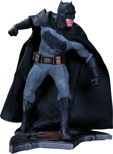 [AFVA0321] Batman Vs Superman - Batman (30,5 cm)