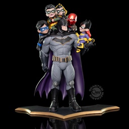 [406389] QUANTUM - Batman Family Limited Edition DC Comics Q-Master Diorama 39 cm Statua